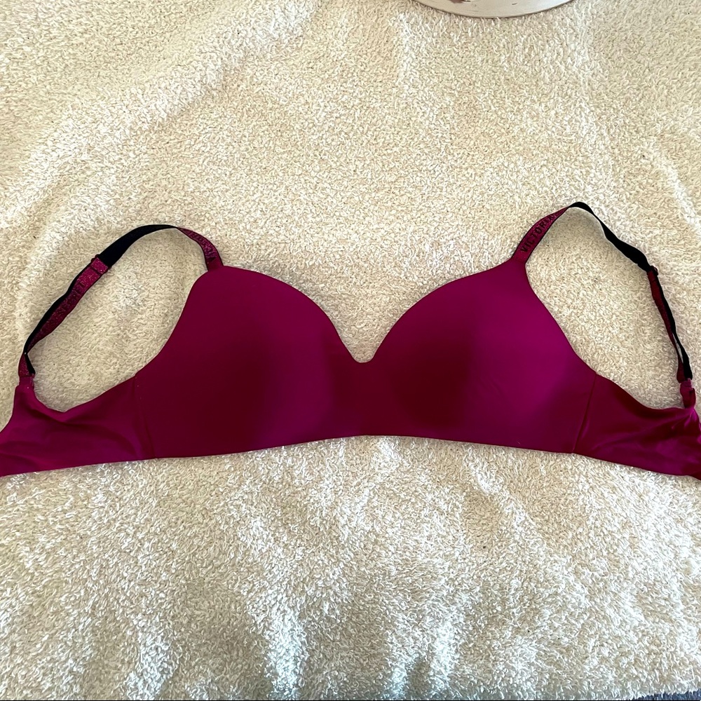 Victoria’s Secret T-Shirt Bra